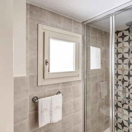 Fiore ベッド・アンド・ブレックファスト 3*