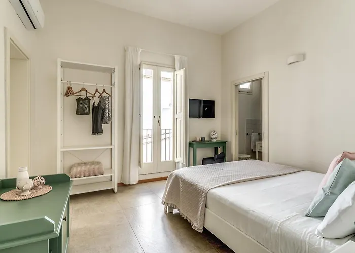 Fiore Bed & Breakfast 3*